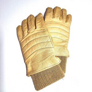 Vintage beige leather gloves